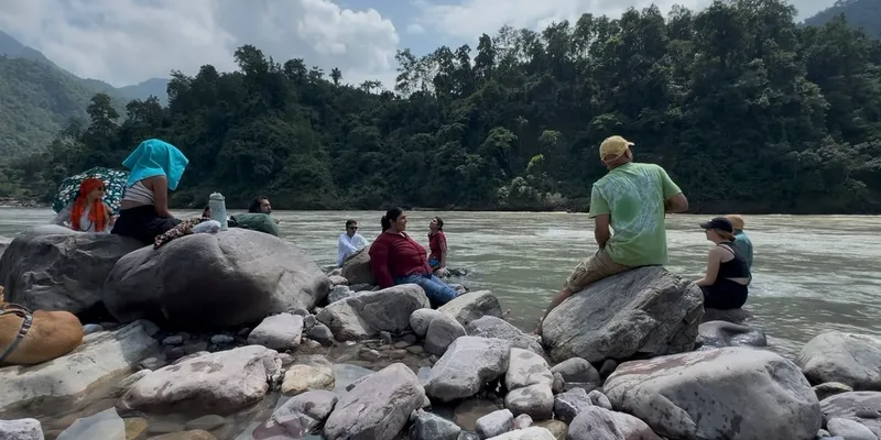 Departure to Vashisht Caves