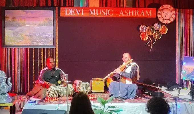 Sat: Flute & Vocal Finale