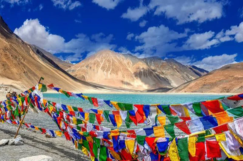 Shanti Stupa & Leh Market Tour