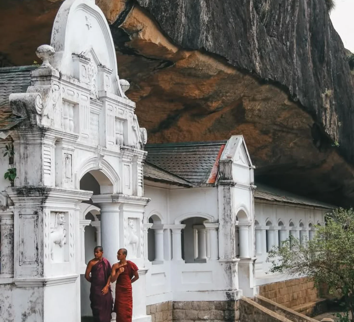 Sigiriya to Kandy via Dambulla