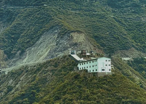 The Challenging Pangarchulla Trek