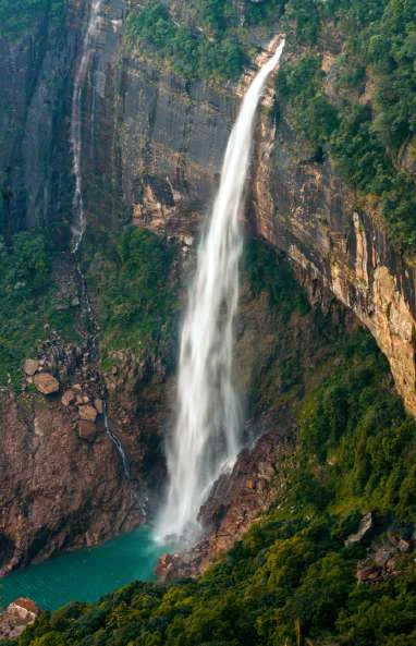 Cherrapunji: waterfalls and root bridges