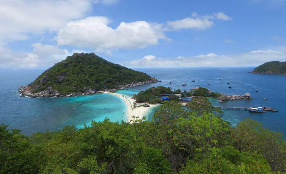 Festive Thailand Vibes Xmas & New Year Package